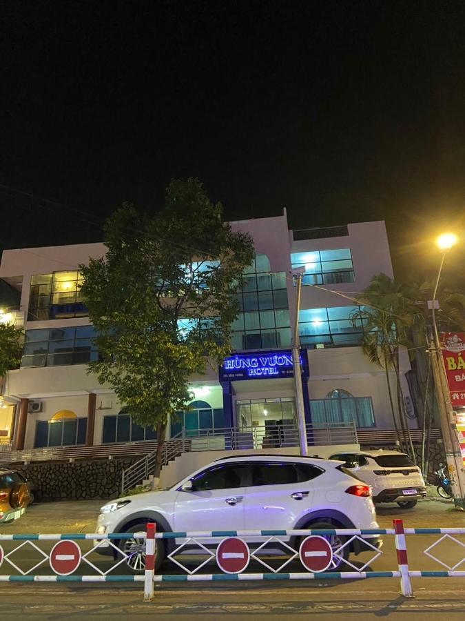 Hung Vuong Hotel Plây Ku Exterior foto